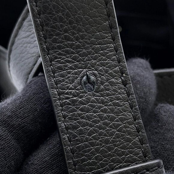 LOEWE hammock Size compact Leather Black A538H13X10 - Picture 8 of 14